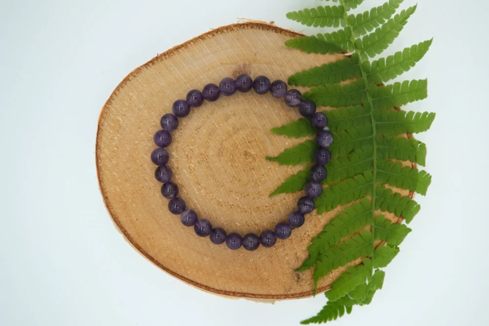 Amethyst v O Amethyst Edelstein-Armband 6mm Perlen