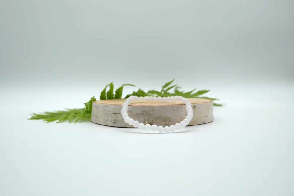 Malaysia Jade 4mm v V XXX Malaysia Jade Edelstein-Armband 4mm Perlen