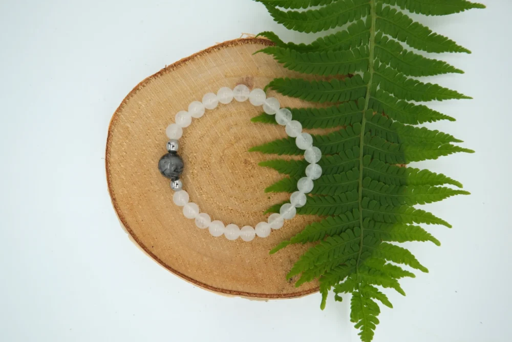 Malaysia Jade Mit Rutilqurz u Silberperlen v O Malaysia Jade-Rutilquarz Edelstein-Armband 6mm Perlen