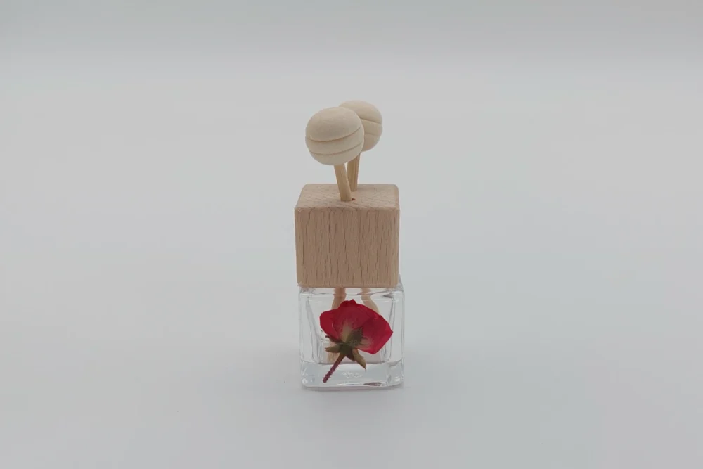 Rose Mini Auto und Raumbedufter mit echter Rosenblüte