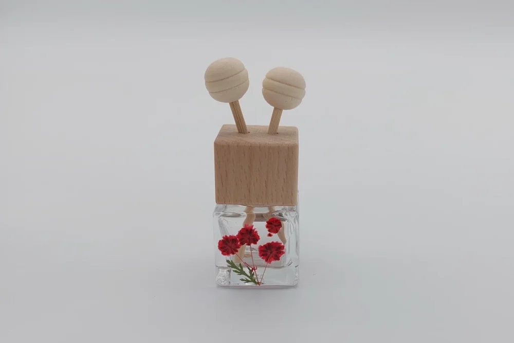 Schleierkraut rot Mini Auto und Raumbedufter mit echten Blumen