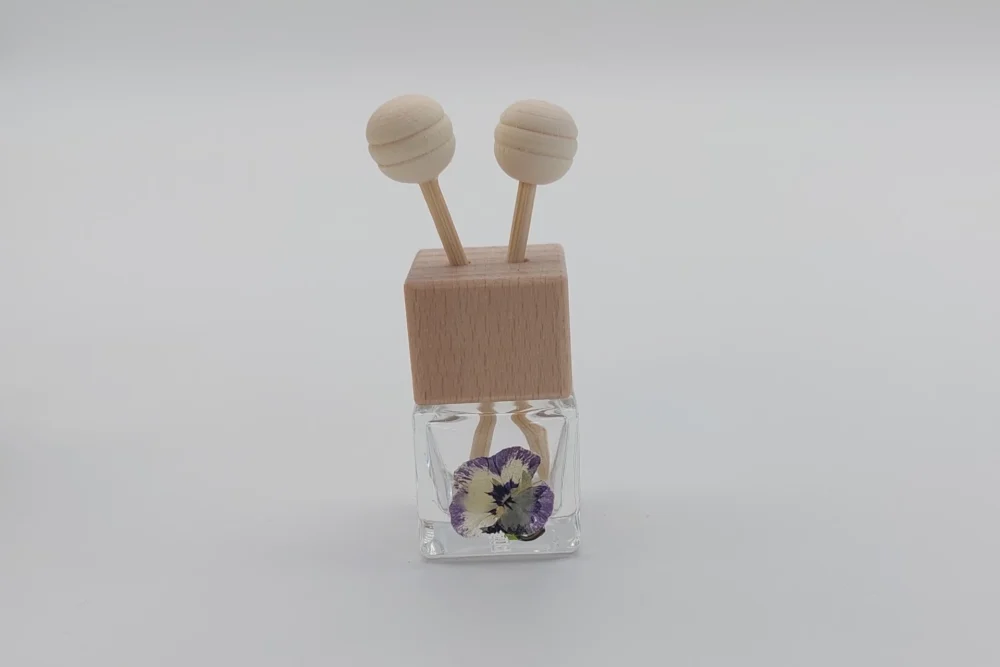 Stiefmütterchen Mini Auto und Raumbedufter mit echter Blume
